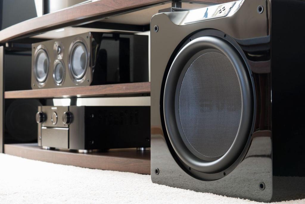 svsound-sb16-ultra-aktiv-melylada-lifestyle